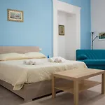 Donna Laura 4* Naples
