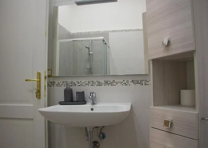 Donna Laura 4* Napoli